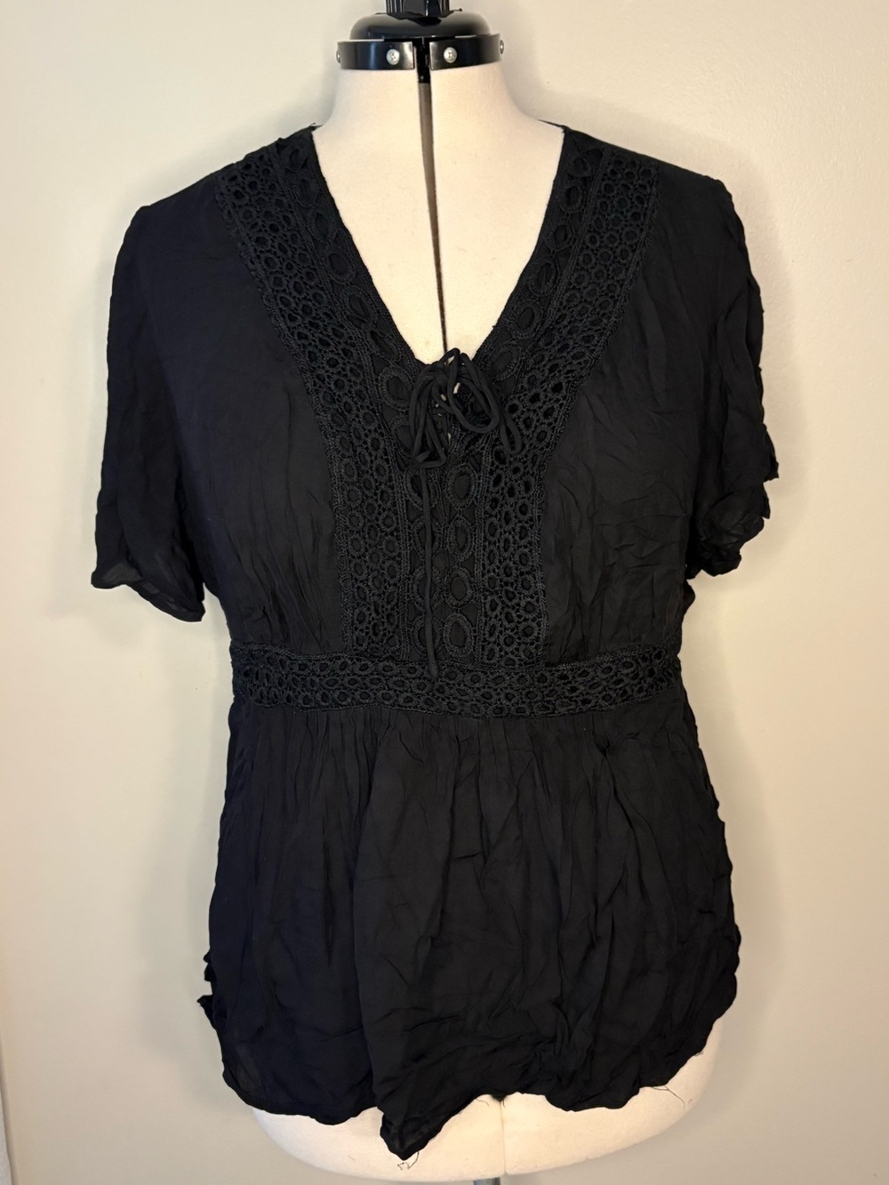 BloomChic Black Crochet-Trim V-Neck Tie-Front Top